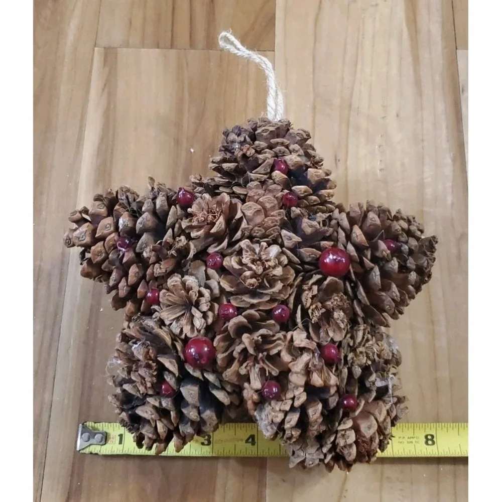 Rustic‎ Pine Cone And Berries Star Shaped Christmas Hanging Decoration 8